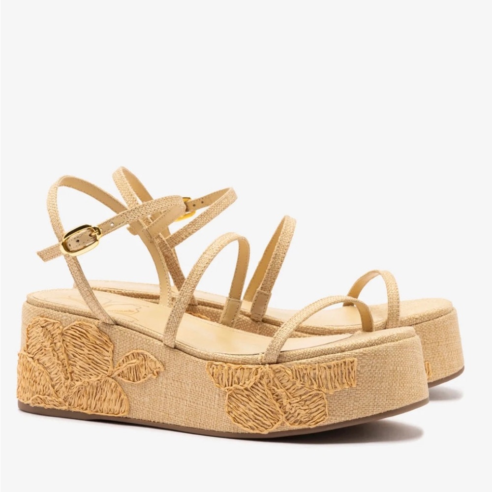 Larroude Beige Gio Platform Sandals With Hibiscus Embroidery Size 7.5